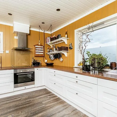 Gorgeous In With Wifi *