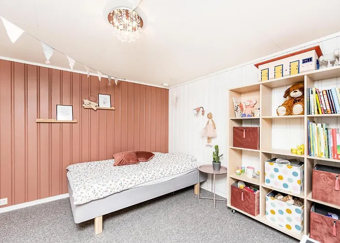 Gorgeous In With Wifi *