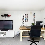 Semesterbostad Gorgeous In With Wifi Vestnes